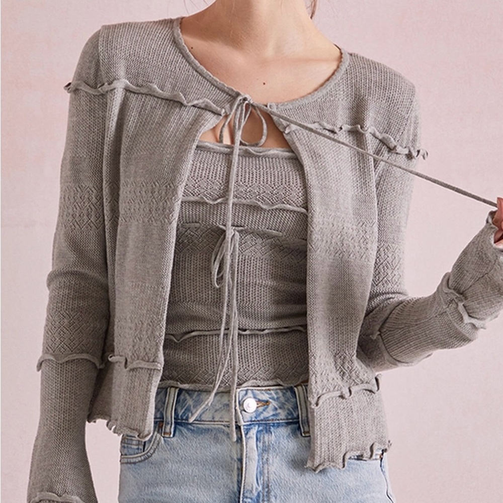 Beverly and Beck Josie Ruffle Cardigan size M new